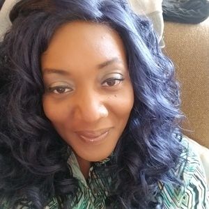 Meet your Posher, Lashaun